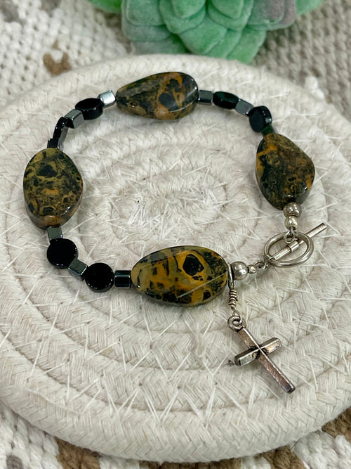 The Bijoux Vault Vintage Beaded Cross Bracelet