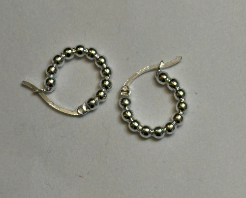 Petite Beaded Hoop Earrings w/ Lever Back 3/4”