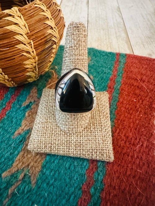 Old Pawn Navajo Sterling Silver & Onyx Ring Size 9.25