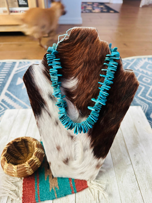 Old Pawn Handcrafted Turquoise Beaded Necklace