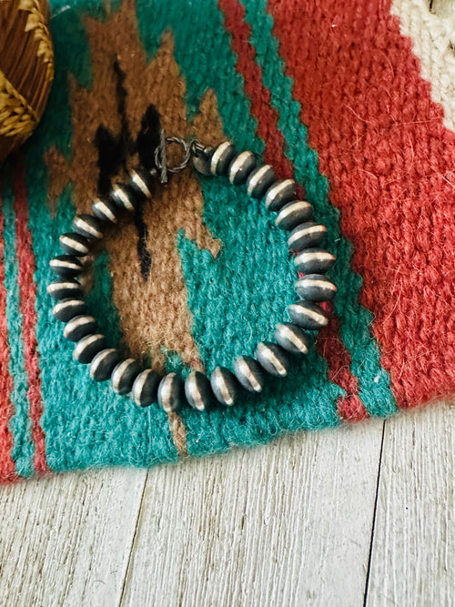 Handcrafted 9mm Saucer Sterling Silver Pearl Beaded Bracelet