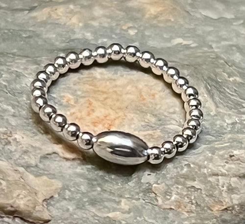 Beaded Stretch Ring With Center Ellipse