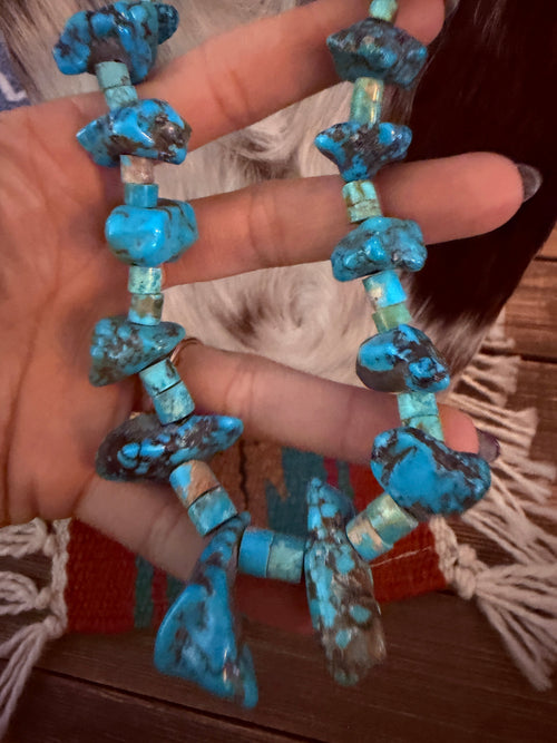 Old Pawn Handcrafted Turquoise Beaded 28” Necklace