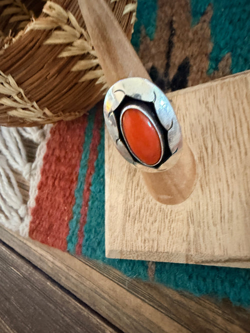 Old Pawn Handcrafted Coral & Sterling Silver Ring Size 5.75