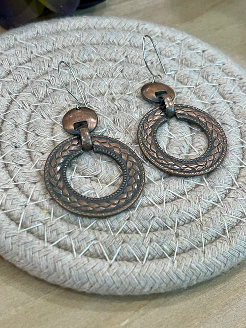 Vintage Handmade Copper Circle Dangle Earrings