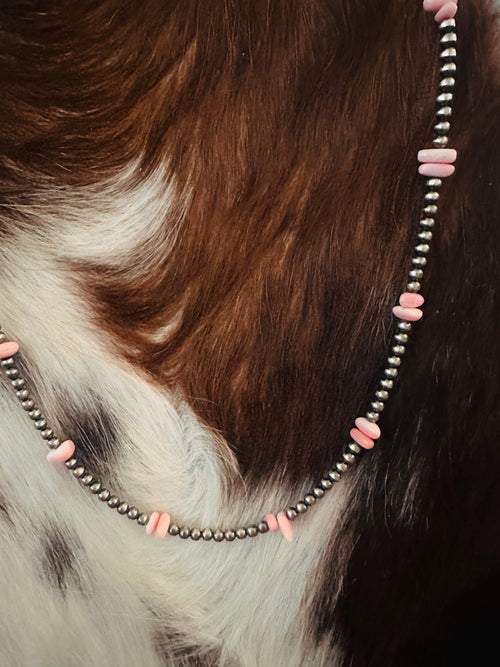 Handcrafted Queen Pink Conch & Sterling Silver 18” Beaded Necklace
