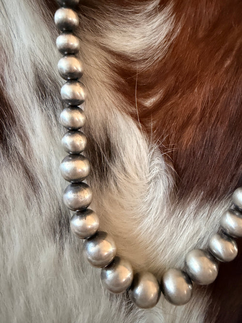 Handcrafted Graduated Sterling Silver Pearl Beaded 18” Necklace