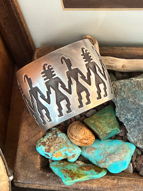Handcrafted Vintage Sterling Silver Hopi Petroglyph Cuff