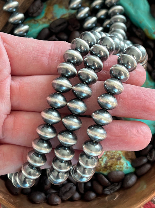 Vinita Cowboy Handmade 10mm Sterling Silver Navajo Saucer Pearl Beaded Necklaces