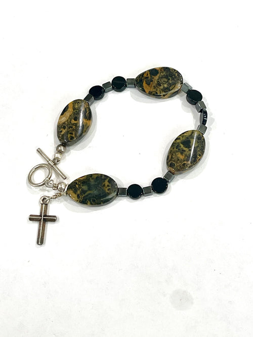 The Bijoux Vault Vintage Beaded Cross Bracelet