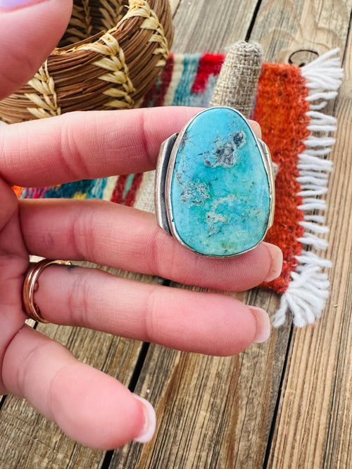 Old Pawn Handcrafted Turquoise & Sterling Silver Ring Size 10.5