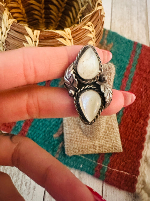 Old Pawn Navajo Sterling Silver & Mother of Pearl Ring Size 7.75