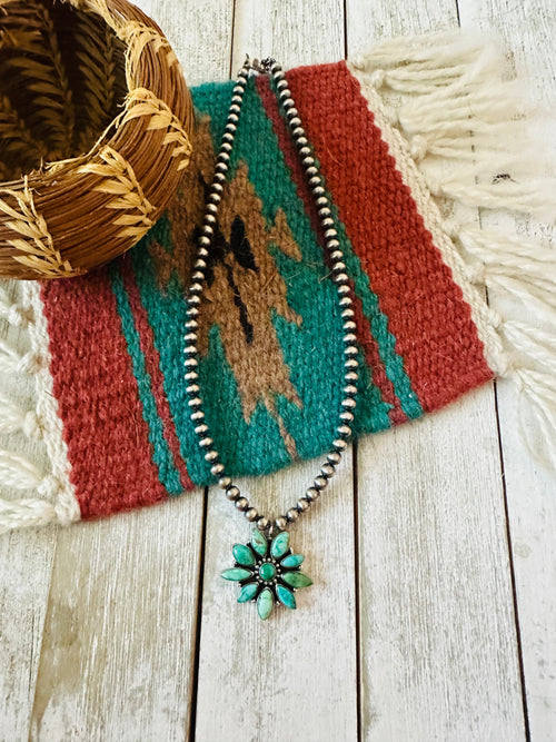 ** Christmas Collection ** Handmade Sterling Silver & Emerald Valley Beaded Necklace Signed Nizhoni