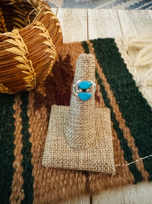 Old Pawn Handcrafted Turquoise & Sterling Silver Ring Size 5