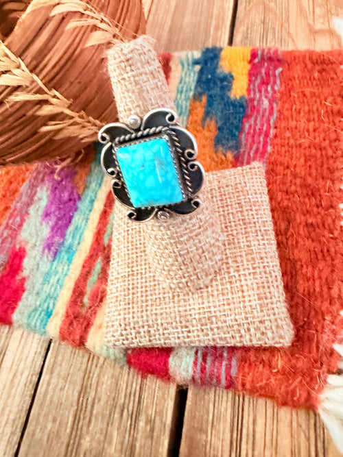 Old Pawn Handcrafted Turquoise & Sterling Silver Ring Size 7