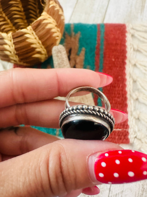 Old Pawn Navajo Sterling Silver & Onyx Ring Size 6.5