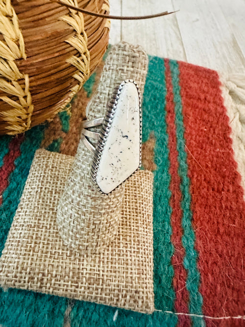 Old Pawn Navajo Sterling Silver & White Buffalo Ring