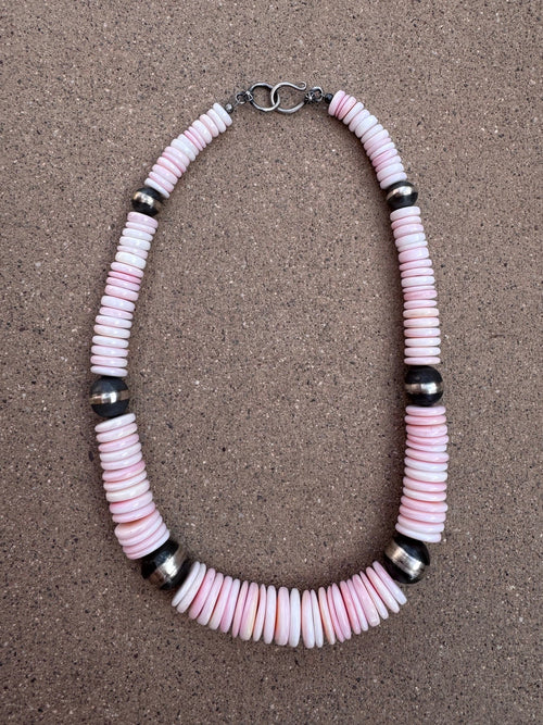 Handcrafted Queen Pink Conch & Sterling Silver Pearl 12-18mm Beaded Necklace 20"