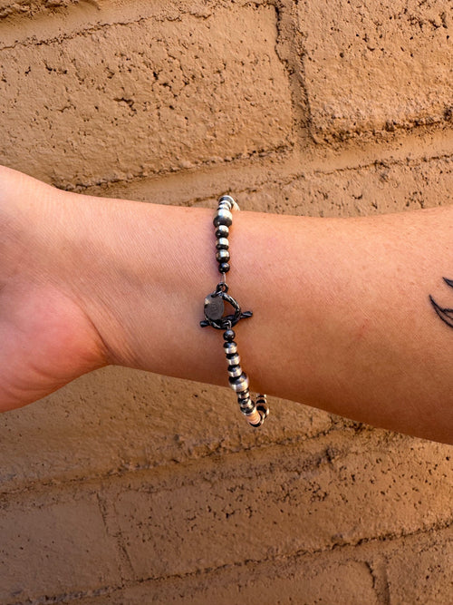 Handcrafted Pink Conch & Sterling Silver 4-6mm Beaded Bracelet 8"