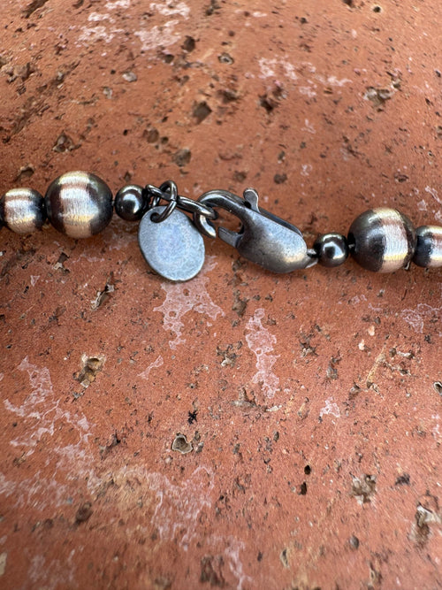 Handcrafted White Buffalo & Sterling Silver Pearl 4&6mm Beaded Bracelet 7.5"