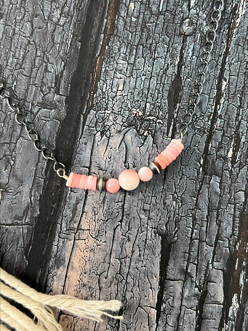 Handmade Sterling Silver Queen Pink Conch Collection: Beaded Necklace Signed Nizhoni