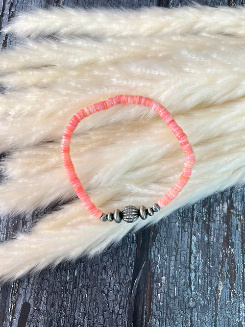 Handmade Sterling Silver Queen Pink Conch Collection: Stretchy Beaded Bracelet (7)