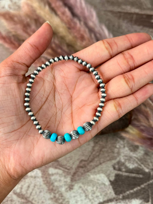 Handmade Sterling Silver Kingman Turquoise Stretchy Beaded Bracelet