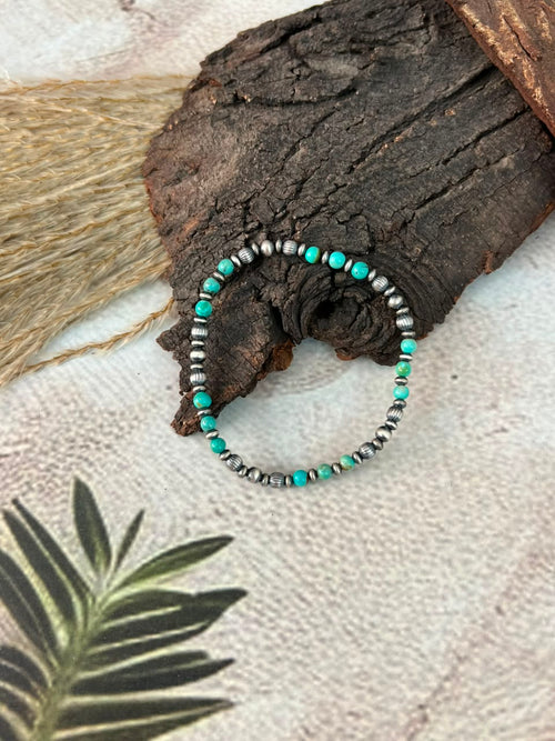 Handmade Sterling Silver Kingman Turquoise Stretchy Beaded Bracelet