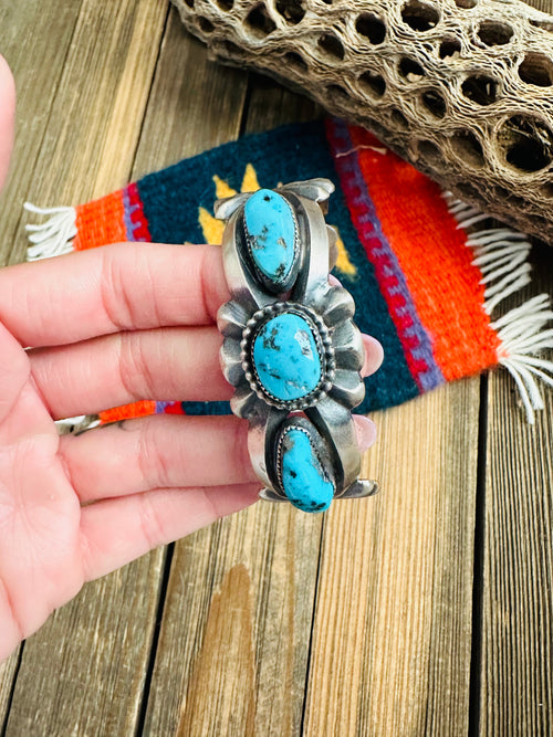Navajo Old Pawn Kingman Turquoise & Sterling Silver Cuff Bracelet /