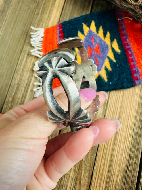 Navajo Old Pawn Kingman Turquoise & Sterling Silver Cuff Bracelet /