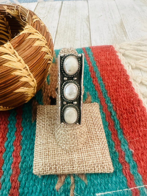 Old Pawn Navajo Sterling Silver & Mother of Pearl Ring Size 6