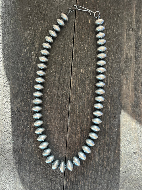 Vinita Cowboy Handmade 11.5mm Sterling Silver Navajo Saucer Pearl Beaded Necklaces