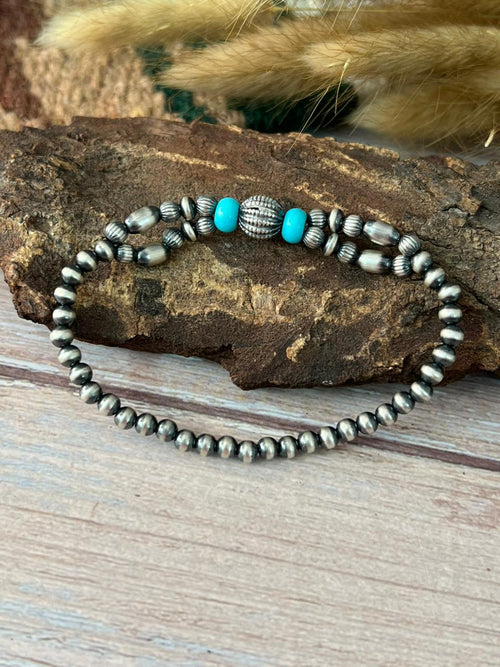 Handmade Sterling Silver Kingman Turquoise Stretchy Beaded Bracelet