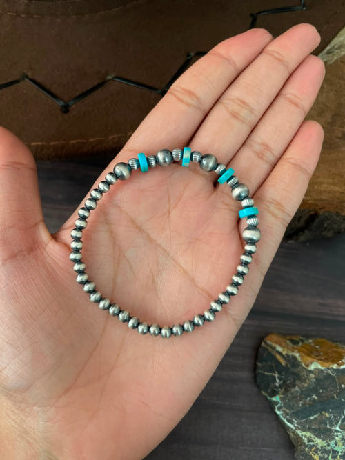 Handmade Sterling Silver Kingman Turquoise Stretchy Beaded Bracelet