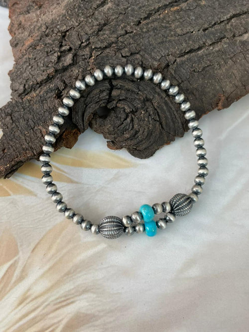 Handmade Sterling Silver Kingman Turquoise Stretchy Beaded Bracelet