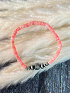 Handmade Sterling Silver Queen Pink Conch Collection: Stretchy Beaded Bracelet (7)