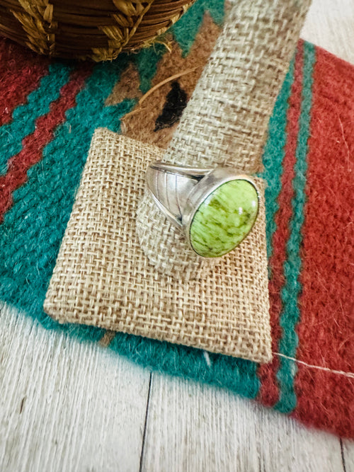 Old Pawn Navajo Sterling Silver & Gaspeite Ring
