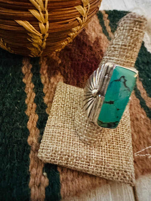 Old Pawn Handcrafted Turquoise & Sterling Silver Ring Size 9