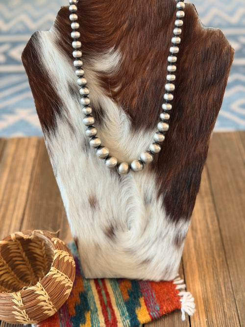 Handcrafted Graduated Sterling Silver Pearl Beaded 18” Necklace