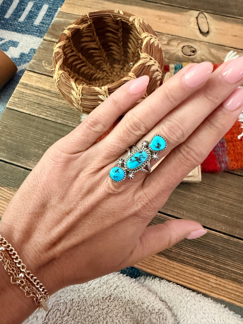 Old Pawn Handcrafted Turquoise & Sterling Silver Ring Size 5.5