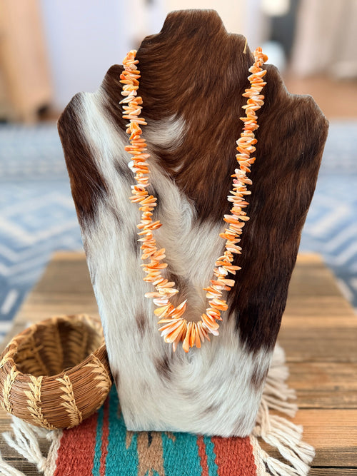 Old Pawn Handcrafted Spiny Oyster Beaded 22” Necklace