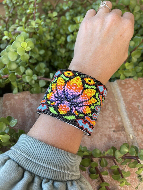 Navajo Handmade Beaded Flower Lotus Cuff Bracelet