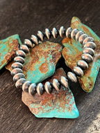 Handcrafted Vinita Cowboy Handcrafted Sterling Silver Stretch 8mm Saucer Pearl Bracelet