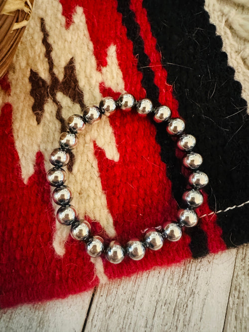 Handcrafted Sterling Silver 8mm Pearl Beaded Stretch Bracelet