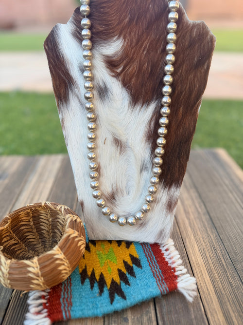 Handcrafted Old Pawn Turquoise and Sterling Silver 10mm Pearl Beaded Necklace 26”