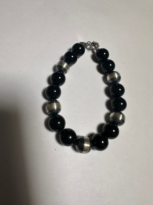 Navajo 10mm Sterling Silver Pearl & Black Onyx Beaded Bracele