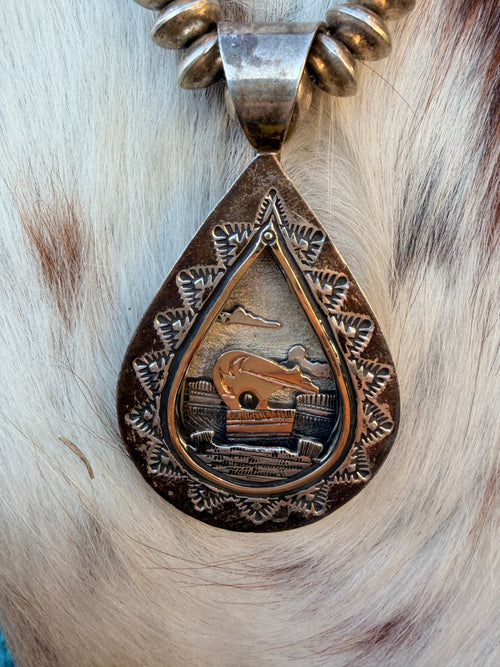 Old Pawn Handcrafted 14K Gold & Sterling Silver Fetish Bear Beaded Necklace