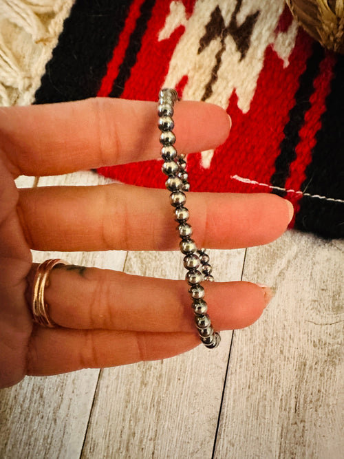 Navajo Sterling Silver 4mm Pearl Beaded Stretch Bracelet
