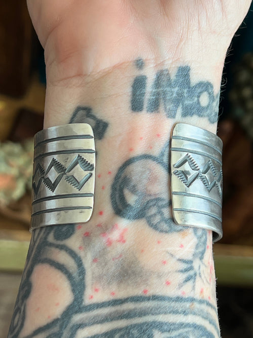 Old Pawn Handcrafted Sterling Silver and Spiny Oyster Cuff Bracelet, Signed AD