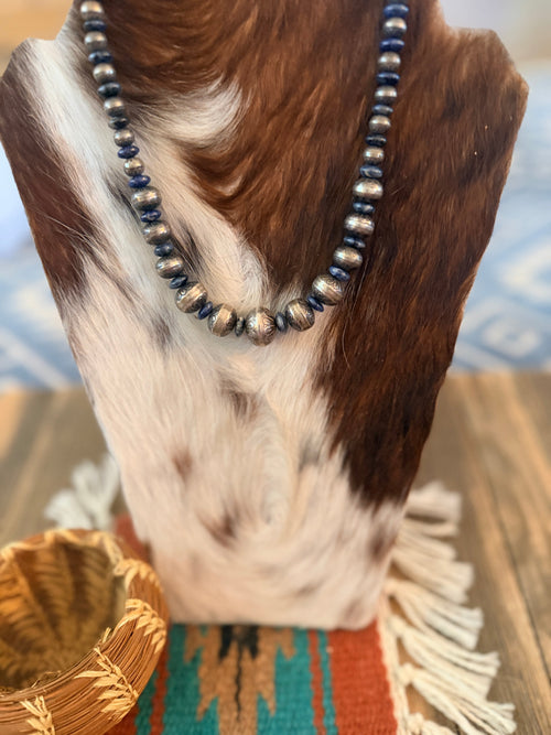 Old Pawn Handcrafted Sterling Silver Pearl & Lapis 16” Beaded Necklace